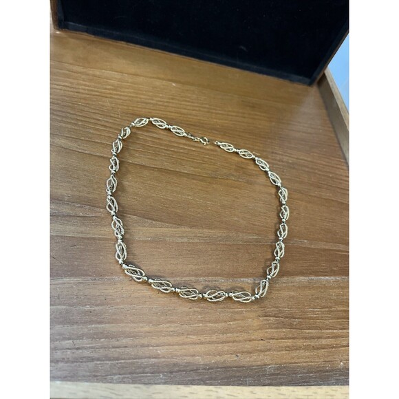 Vintage Rare Trifari Gold Tone Twisted Bead On Chain Necklace Jewelry 16”Choker - Picture 6 of 6